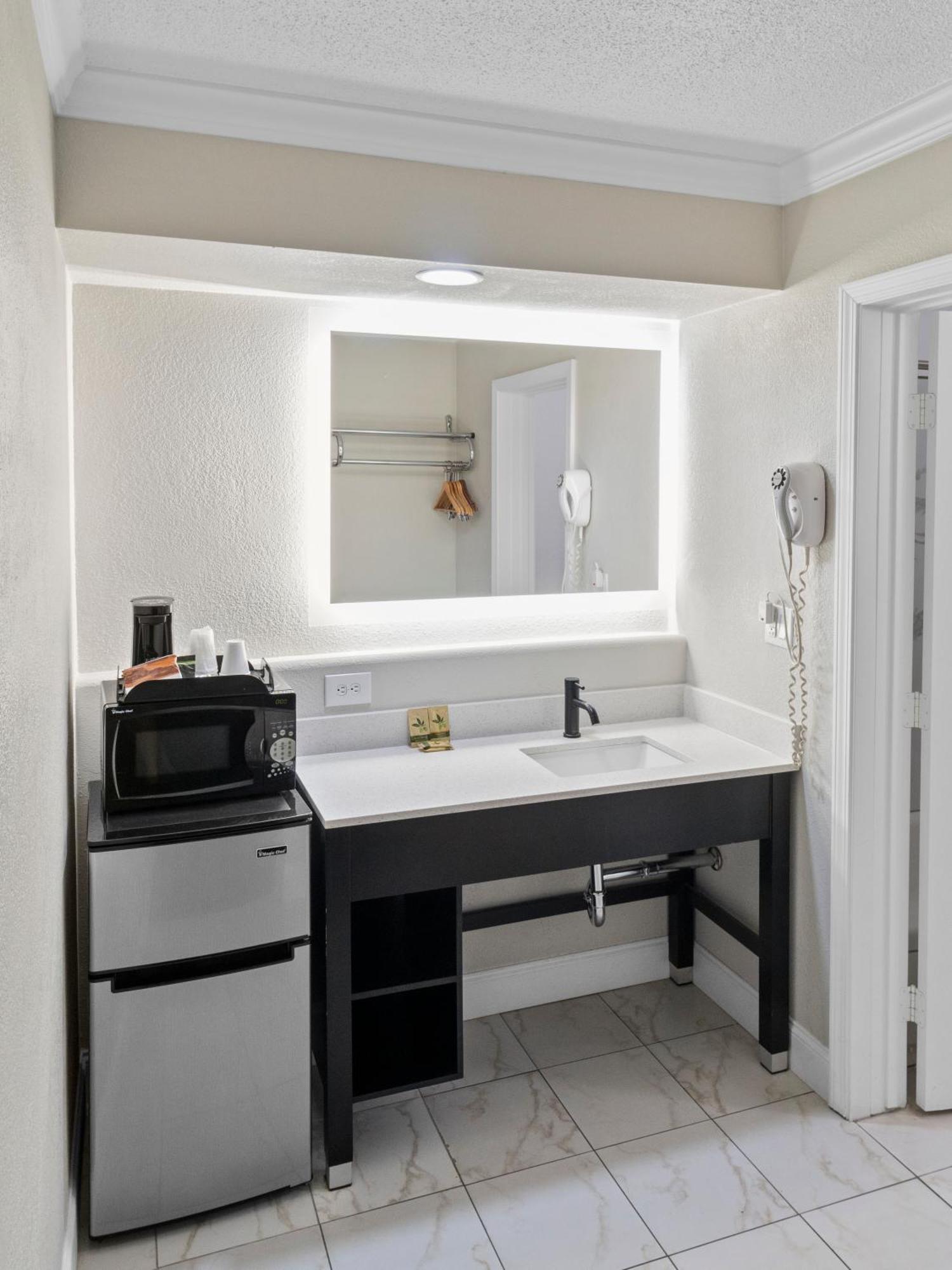 Dream Inn Фресно Экстерьер фото